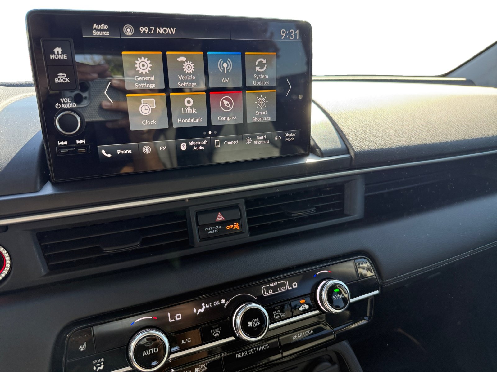 Used 2025 Honda Pilot EX-L image 12