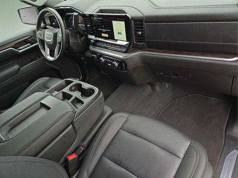 Used 2025 GMC Sierra 1500 SLT AWD/4WD image 11
