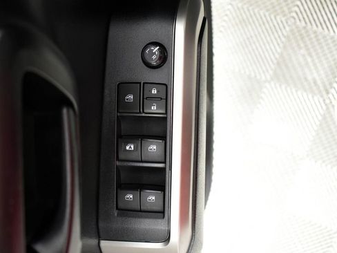 Used 2021 Toyota Tacoma SR5 image 11