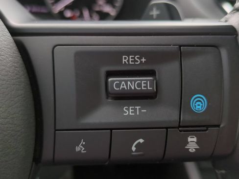 Certified 2024 Nissan Rogue SV w/ SV Premium Package FWD image 21