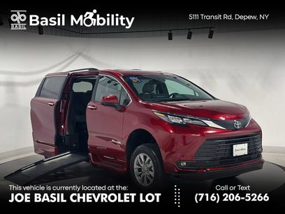 Used 2026 Toyota Sienna XLE