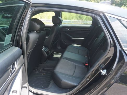 Used 2021 Honda Accord Sport image 12