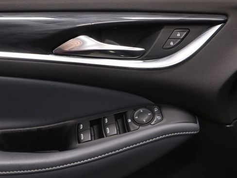 Used 2023 Buick Enclave Essence FWD image 23