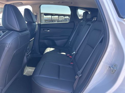 Certified 2025 Nissan Murano SL AWD/4WD image 13