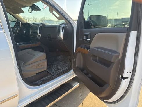 Used 2018 GMC Sierra 1500 SLT w/ SLT Premium Package image 23