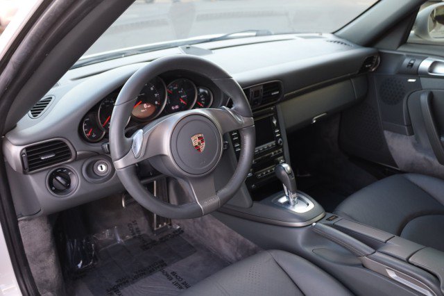 Used 2009 Porsche 911 Carrera RWD image 24