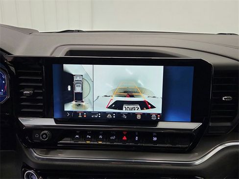 Used 2024 Chevrolet Silverado 1500 High Country w/ High Country Premium Package image 24