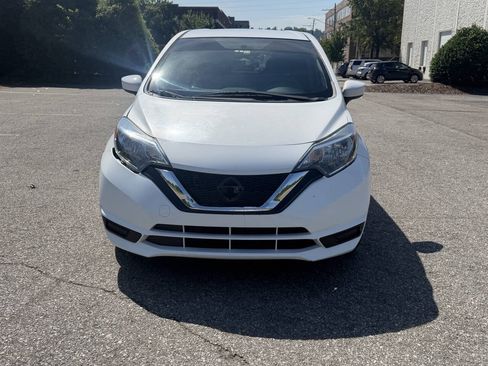 Used 2017 Nissan Versa Note SV FWD image 2