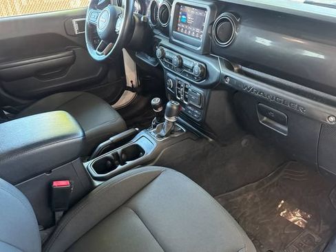Used 2021 Jeep Wrangler Unlimited Sport AWD/4WD image 16