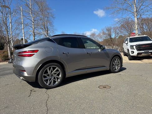 Used 2023 Genesis GV60 Advanced image 3