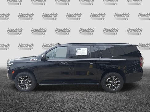 Used 2023 Chevrolet Suburban Z71 w/ Luxury Package AWD/4WD image 7