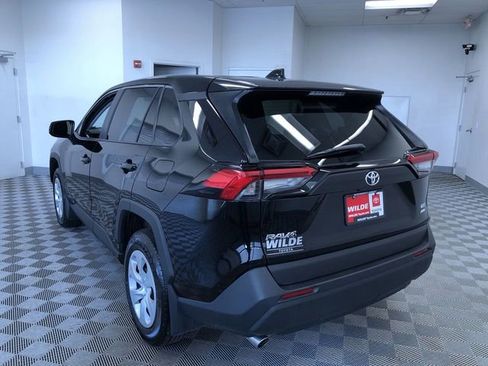 Used 2023 Toyota RAV4 LE AWD/4WD image 13