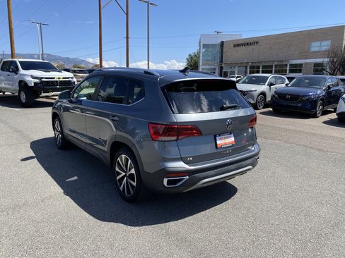 Used 2023 Volkswagen Taos SE FWD image 40