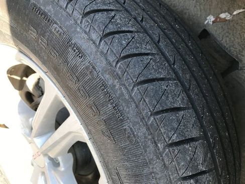 Used 2021 GMC Terrain SLE w/ Driver Convenience Package image 11