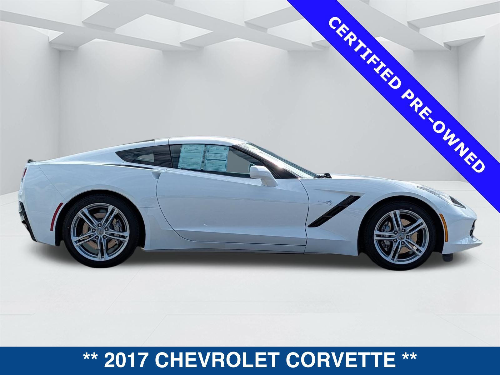 Used 2017 Chevrolet Corvette Stingray Coupe w/ 1LT RWD image 4