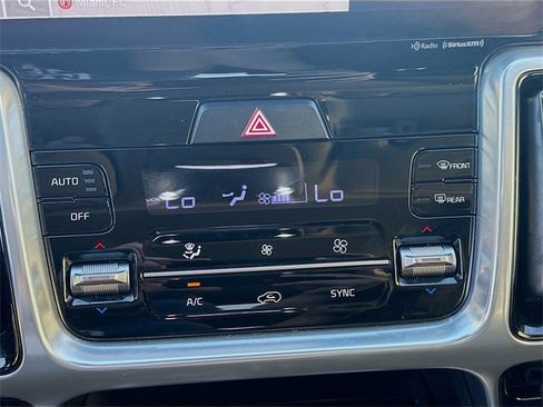 Used 2022 Kia Sorento SX image 15