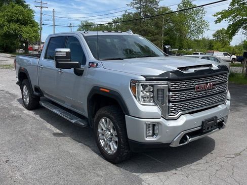 Used 2021 GMC Sierra 2500 Denali AWD/4WD image 2