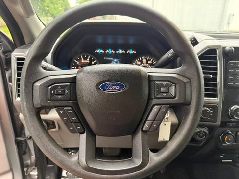 Used 2016 Ford F150 XLT w/ Trailer Tow Package AWD/4WD image 16