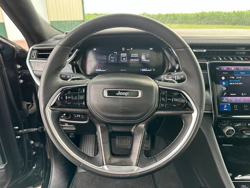 Used 2023 Jeep Grand Cherokee L Overland AWD/4WD image 14