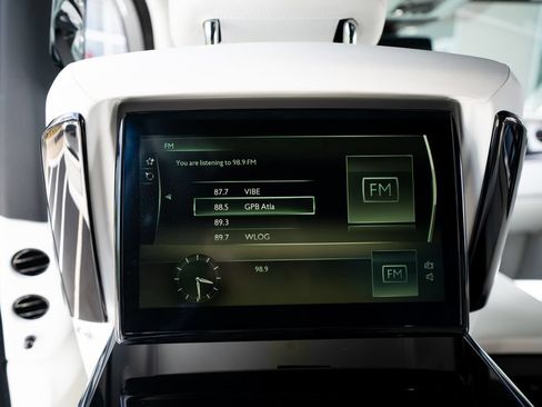 Used 2022 Rolls-Royce Phantom Sedan w/ The Phantom Package RWD image 52
