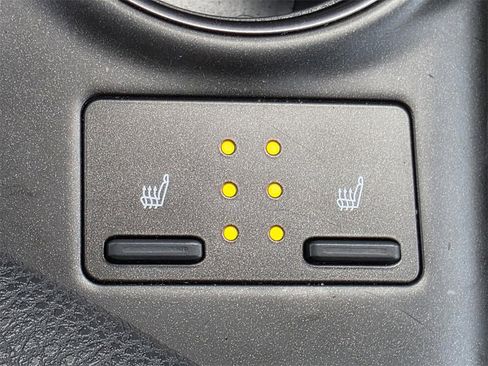 Used 2023 Toyota Camry XSE image 21