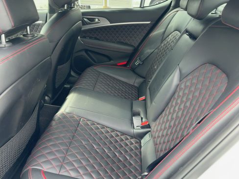 Used 2021 Genesis G70 3.3T w/ Sport Package image 24