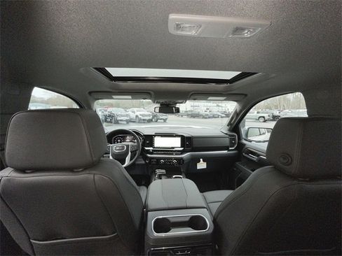 New 2026 GMC Sierra 1500 SLT w/ SLT Premium Package image 21