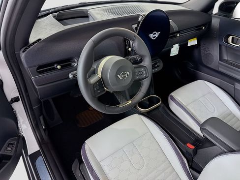 New 2026 MINI Cooper 2-Door Hardtop FWD image 9