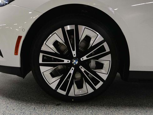 New 2026 BMW 530i image 5