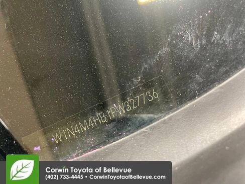 Used 2023 Mercedes-Benz GLB 250 4MATIC image 31