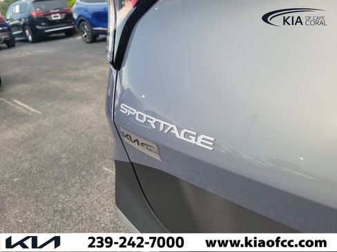 Certified 2023 Kia Sportage EX FWD image 11
