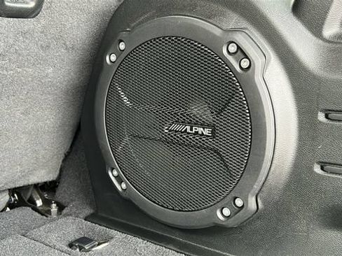 Used 2020 Jeep Wrangler Unlimited Sahara AWD/4WD image 26