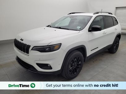Used 2023 Jeep Cherokee Altitude Lux