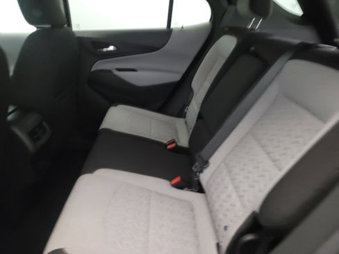 Used 2023 Chevrolet Equinox LS w/ LS Convenience Package AWD/4WD image 18