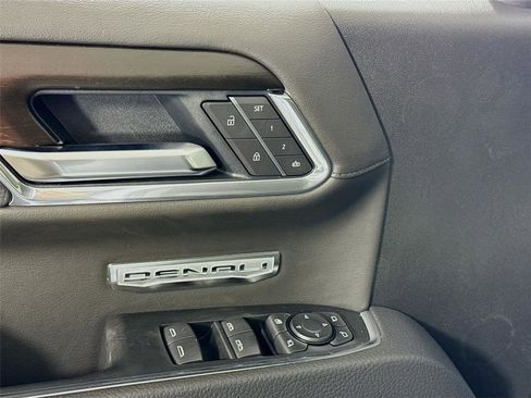 New 2026 GMC Sierra 1500 Denali w/ Technology Package AWD/4WD image 12