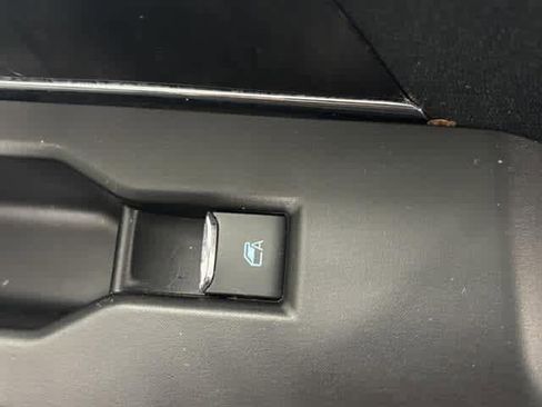 Used 2023 Ford F150 Lariat w/ Equipment Group 502A High image 34