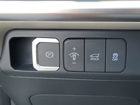 Used 2026 Hyundai Santa Fe SE FWD image 18