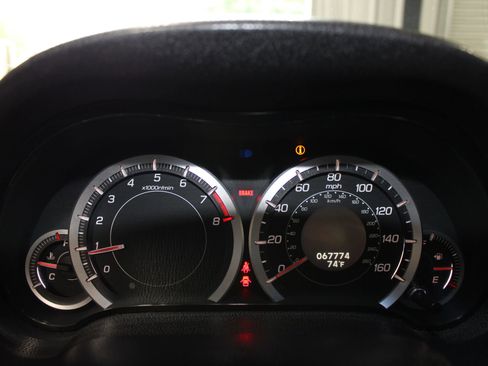 Used 2010 Acura TSX Sedan FWD image 11