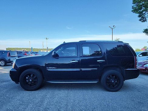 Used 2008 GMC Yukon Denali AWD/4WD image 2