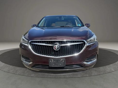Used 2018 Buick Enclave Essence AWD/4WD image 2