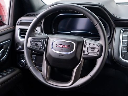 Used 2024 GMC Yukon AT4 w/ Technology Package AWD/4WD image 11