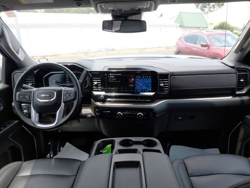 Used 2025 GMC Sierra 1500 SLT AWD/4WD image 32