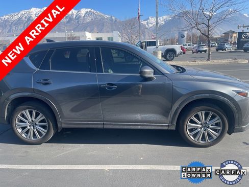 Used 2023 MAZDA CX-5 Signature image 3