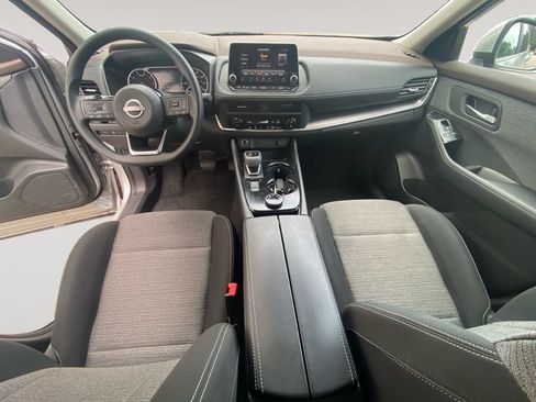 Used 2023 Nissan Rogue SV AWD/4WD image 10