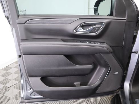 Used 2021 GMC Yukon SLT w/ SLT Premium Package image 25