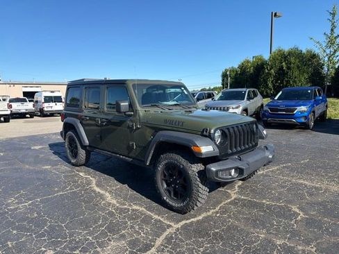 Used 2022 Jeep Wrangler Unlimited Sport AWD/4WD image 2