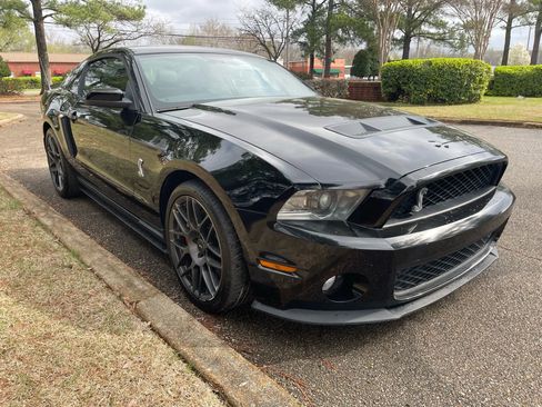 Used 2012 Ford Mustang Shelby GT500 w/ SVT Performance Pkg RWD image 7