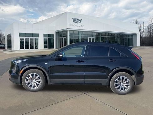Used 2022 Cadillac XT4 Sport w/ Enhanced Visibility Package AWD/4WD image 8