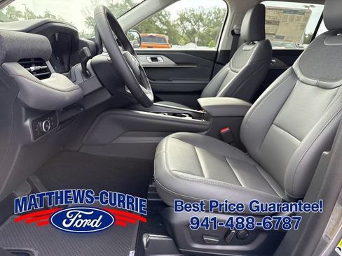 New 2026 Ford Explorer Active w/ Active Comfort Package RWD image 9