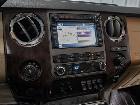 Used 2012 Ford F250 Lariat w/ Lariat Ultimate Pkg AWD/4WD image 24